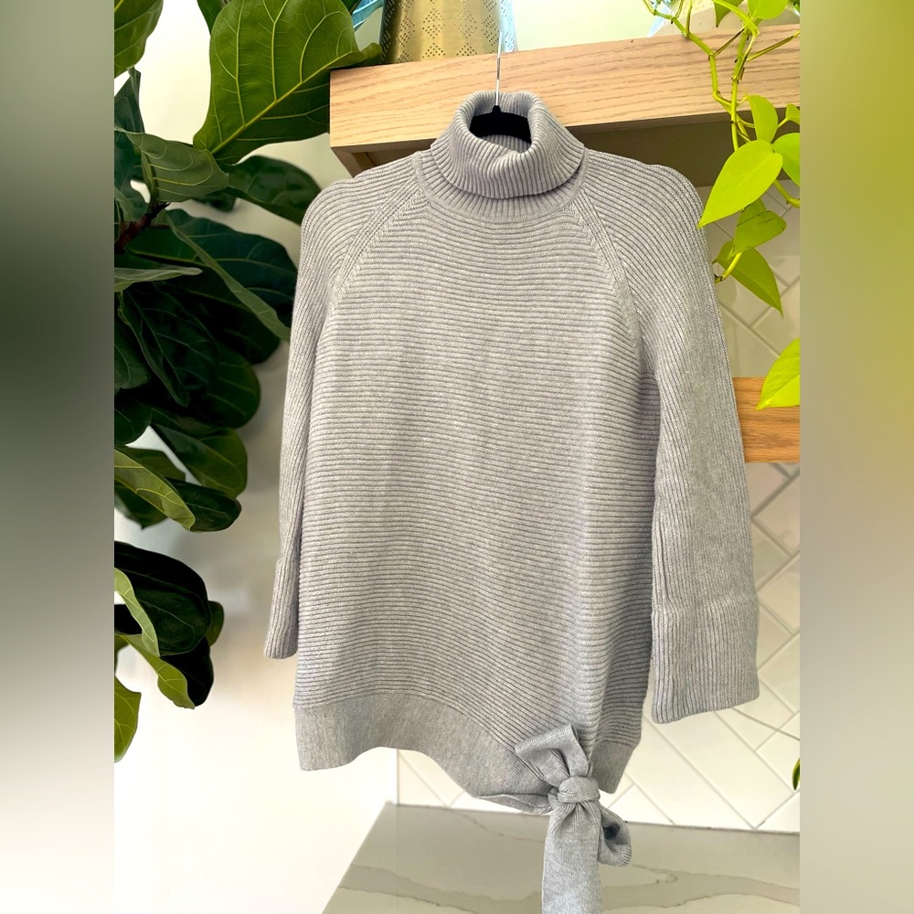 Simply Vera grey ribbed sweater